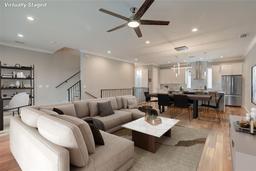 Picture of 4910 W Mcelroy Avenue Unit 5, Tampa, FL 33611