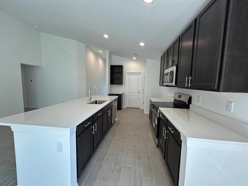 Picture of 418 Central Avenue, Frostproof FL 33843