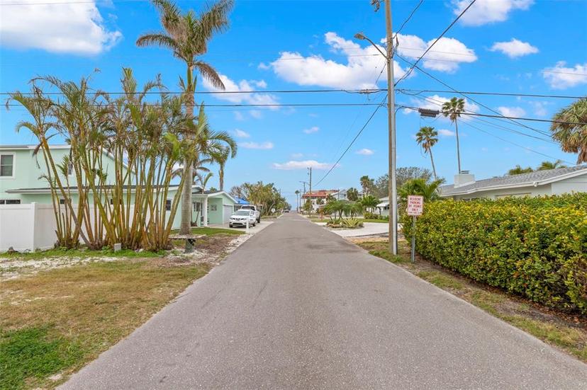Picture of 204 163Rd Avenue, Redington Beach FL 33708