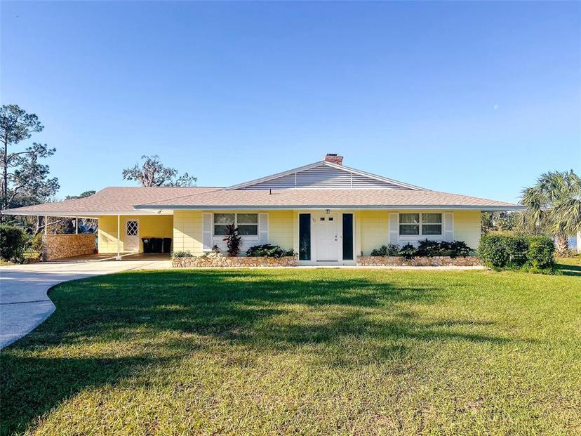 Picture of 183 E Lakeview Street, Umatilla FL 32784