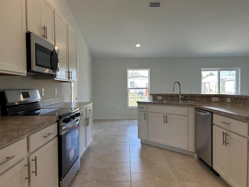 Picture of 416 Central Avenue, Frostproof FL 33843