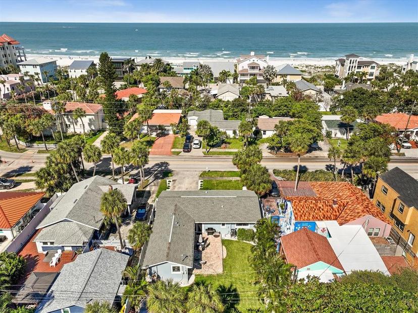 Picture of 709 Mandalay Avenue, Clearwater Beach FL 33767