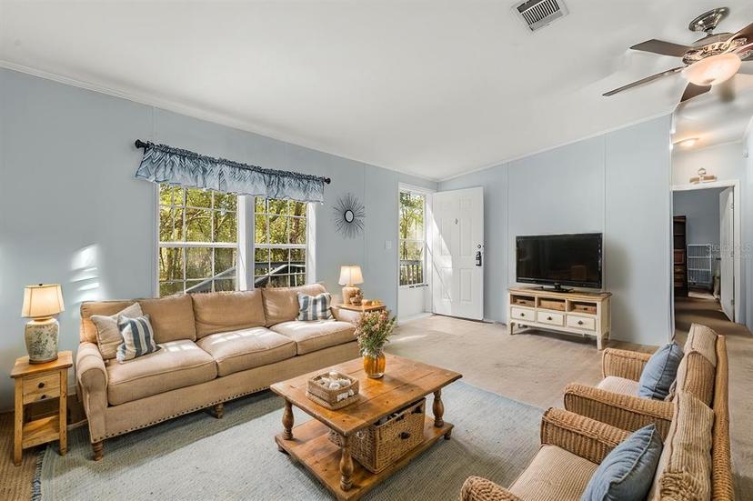 Picture of 1129 E La Salle Street, Hernando FL 34442