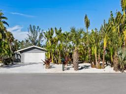Picture of 671 Emerald Harbor Drive, Longboat Key, FL 34228