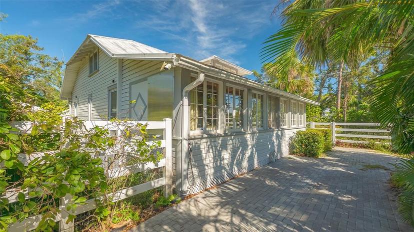 Picture of 2525 Ashton Road, Sarasota FL 34231