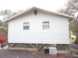Picture of 17935 SE 10Th Place, Silver Springs, FL 34488