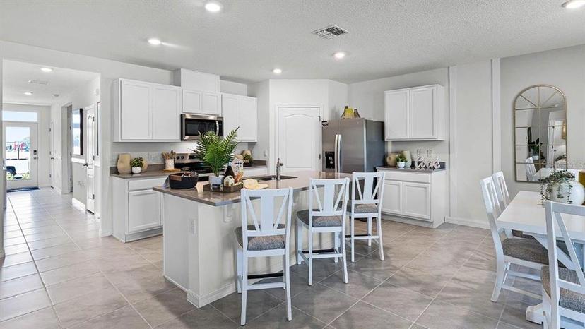 Picture of 1000 Bear Hammock Drive, Umatilla FL 32784
