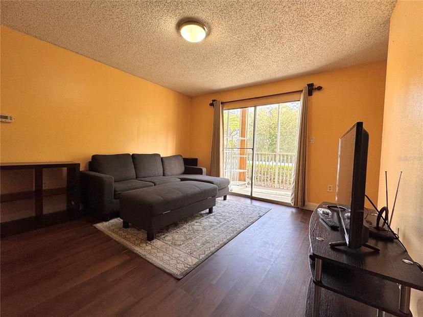 Picture of 803 Lake Haven Square Unit 106, Brandon FL 33511