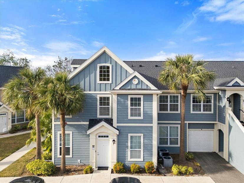 Picture of 5560 Rosehill Road Unit 201, Sarasota FL 34233