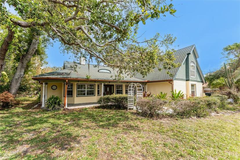 Picture of 1828 Whispering Pines Circle, Englewood FL 34223