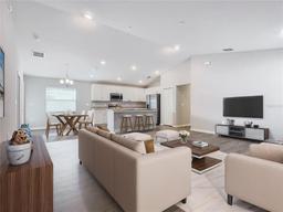 Picture of 1354 Mezzavalle Way, Auburndale, FL 33823