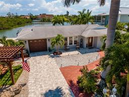 Picture of 922 Casey Cove Drive, Nokomis, FL 34275