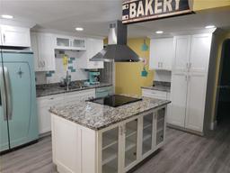 Picture of 8726 N Orange Place, Tampa, FL 33617