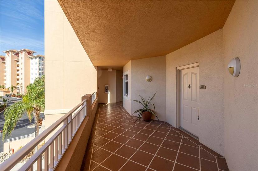 Picture of 12077 Gandy Boulevard N Unit 332, St Petersburg FL 33702