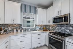 Picture of 6005 Mesa Glen, Bradenton, FL 34203