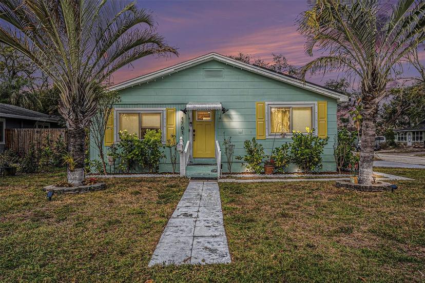 Picture of 1701 32Nd Avenue N, St Petersburg FL 33713