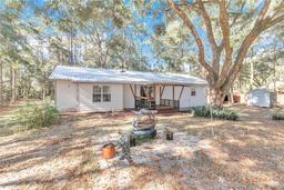 Picture of 4951 NE 156Th Terrace, Williston, FL 32696