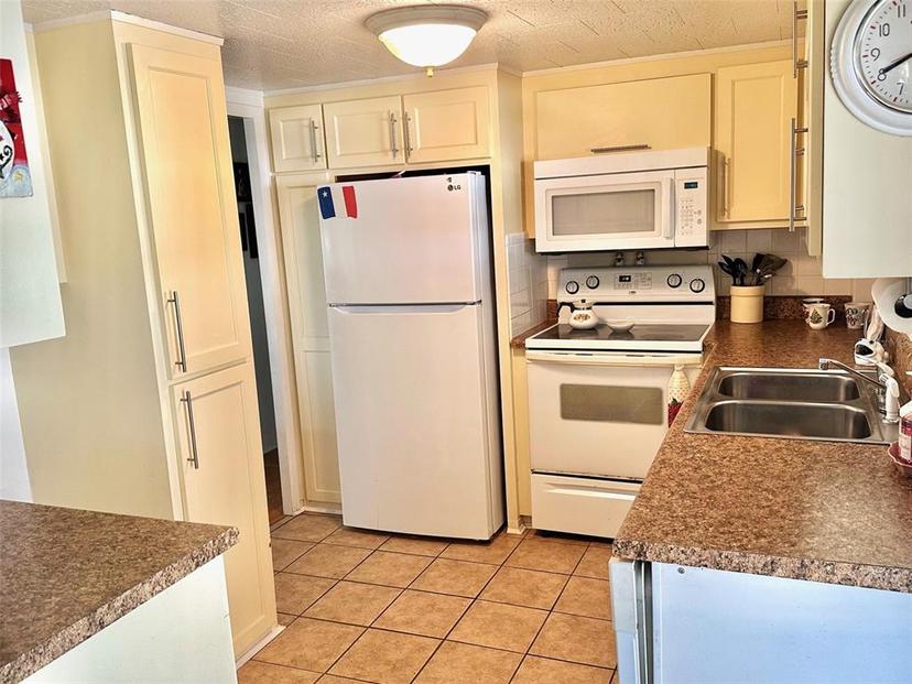 Picture of 2000 E Bay Drive Unit 161, Largo FL 33771