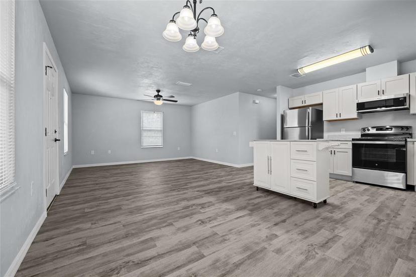 Picture of 1118 NW 6Th Place, Gainesville FL 32601