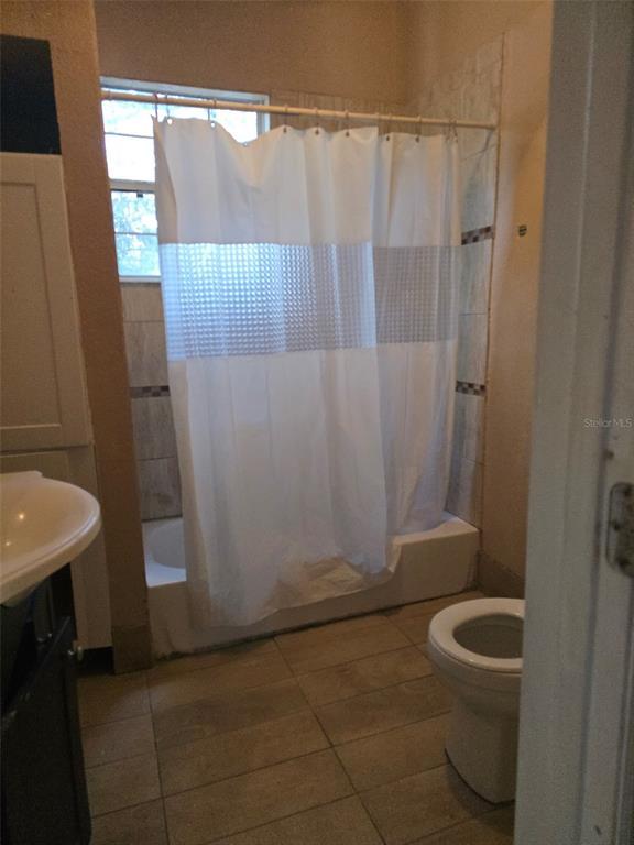 Picture of 1802 E University Avenue, Gainesville FL 32641