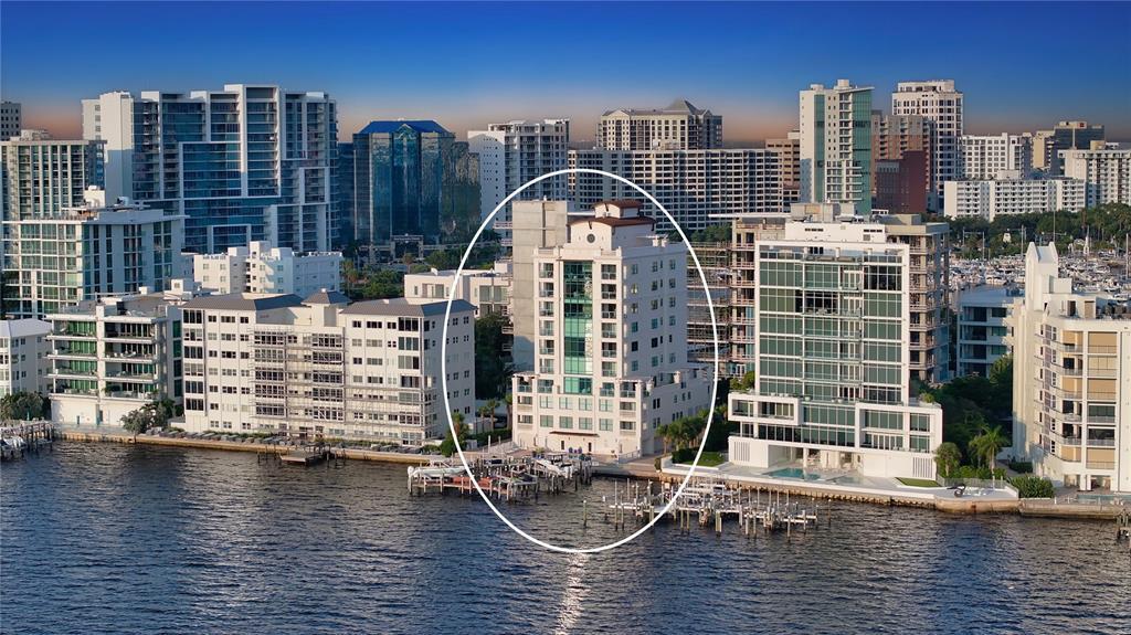 Picture of 258 Golden Gate Point Unit 801, Sarasota, FL 34236