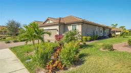 Picture of 5308 Rushmere Court, Palmetto, FL 34221