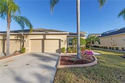 Picture of 2429 Nottingham Greens Drive Unit 118, Sun City Center, FL 33573