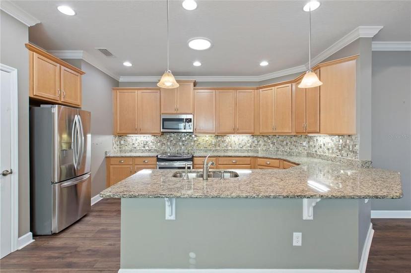 Picture of 2429 Nottingham Greens Drive Unit 118, Sun City Center FL 33573