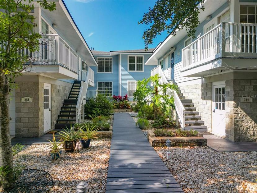 Picture of 253 NW Bay Path Drive, Crystal River FL 34428