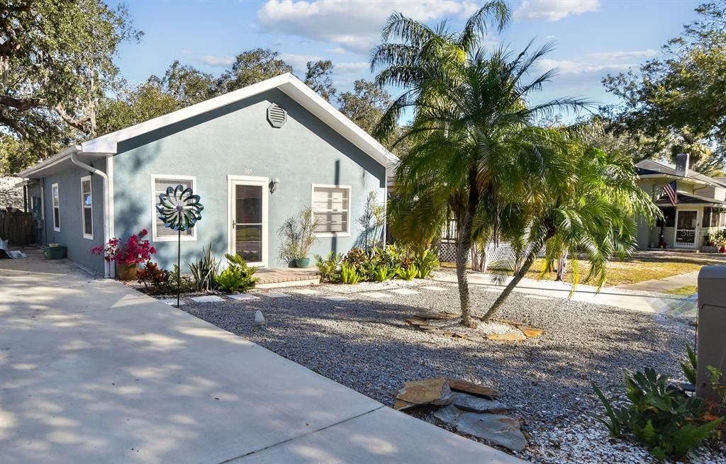 Picture of 605 E Spruce Street, Tarpon Springs, FL 34689