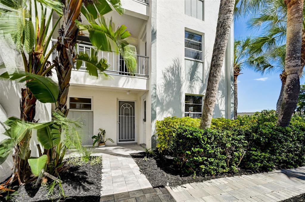 Picture of 4330 Falmouth Drive Unit 108, Longboat Key, FL 34228