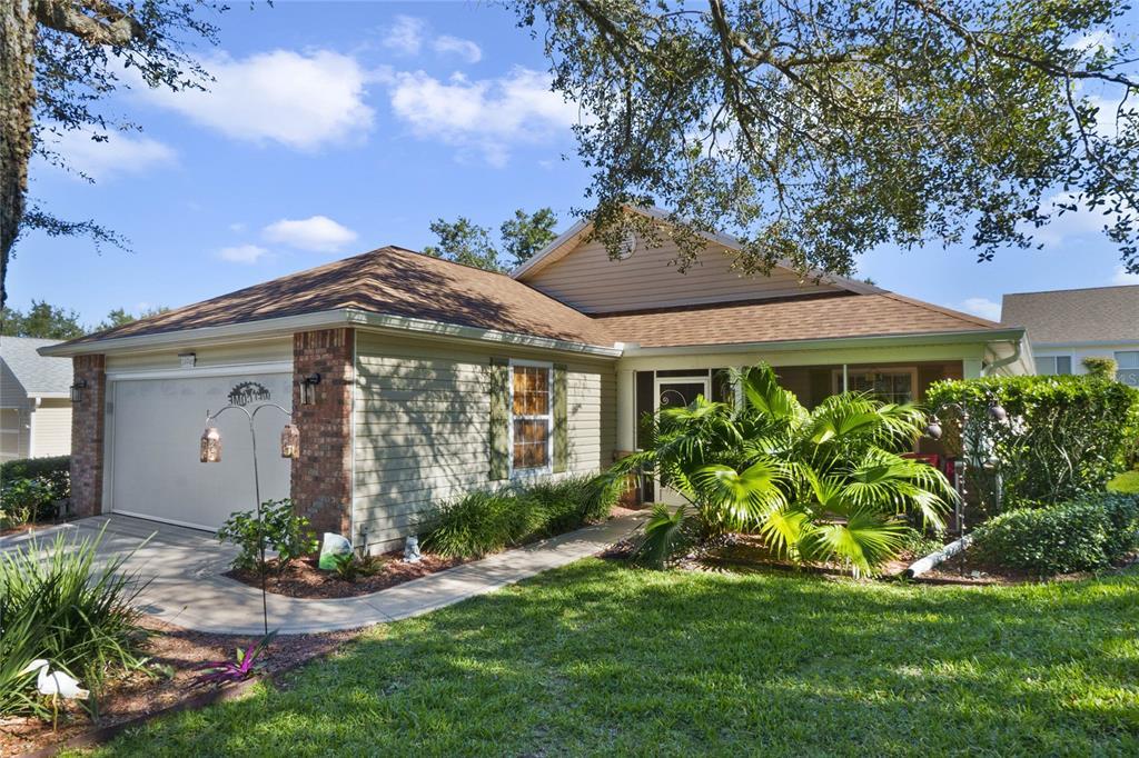 Picture of 24946 Cranes Roost Circle, Leesburg, FL 34748