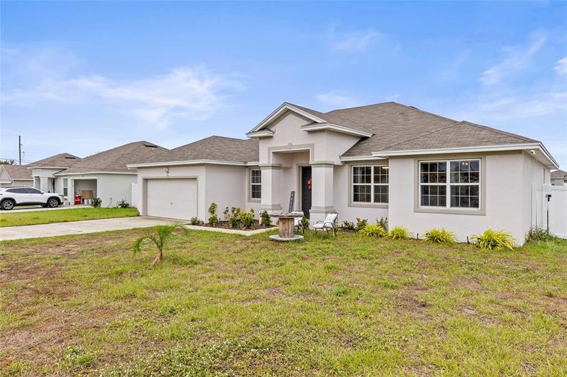 Picture of 840 S Palm Avenue, Frostproof FL 33843
