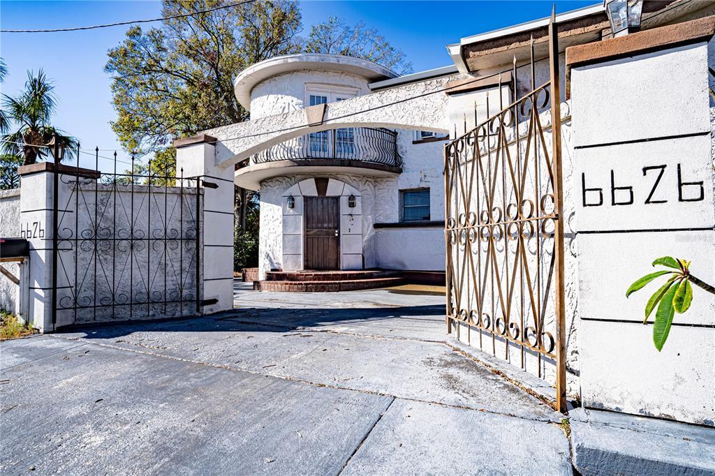 Picture of 6626 1St Street N, St Petersburg, FL 33702