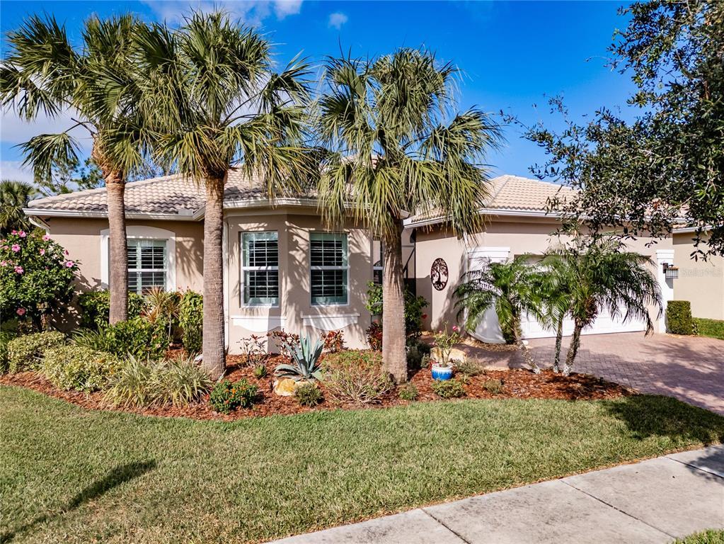 Picture of 5006 Ruby Flats Drive, Wimauma, FL 33598