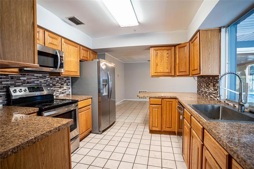Picture of 1001 Mockingbird Circle, Winter Haven FL 33884
