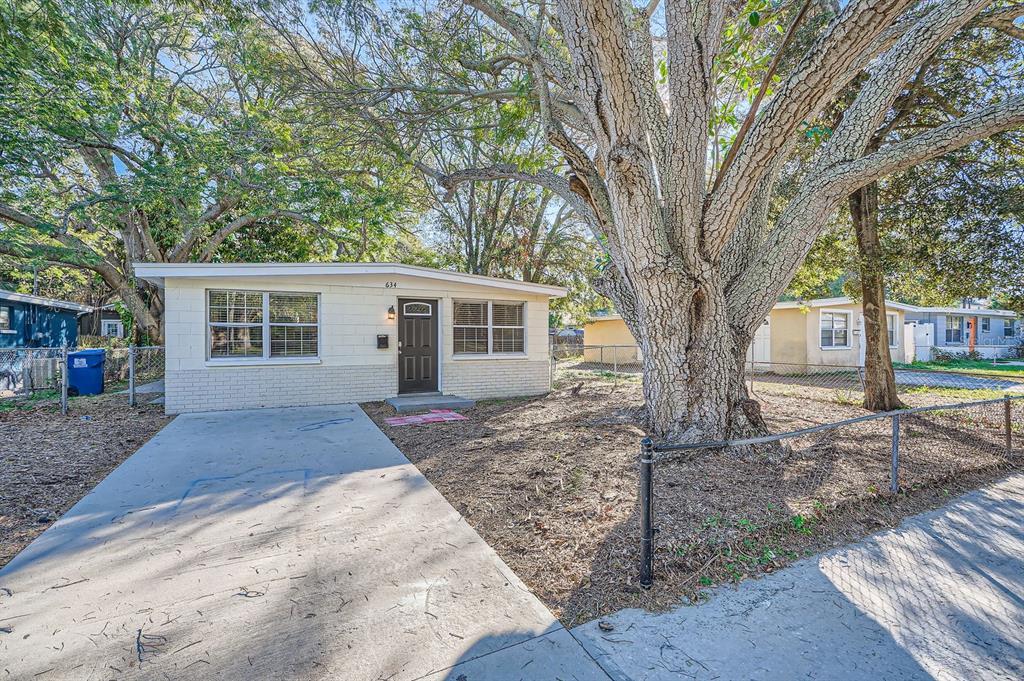 Picture of 634 Newton Avenue S, St Petersburg, FL 33701