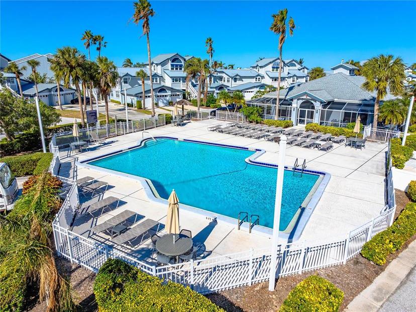 Picture of 1325 Siesta Bayside Drive Unit 1325B, Sarasota FL 34242