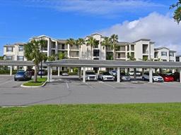 Picture of 1010 Tidewater Shores Loop Unit 103, Bradenton, FL 34208
