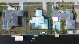 Picture of 225 Bangsberg Road Se, Port Charlotte, FL 33952