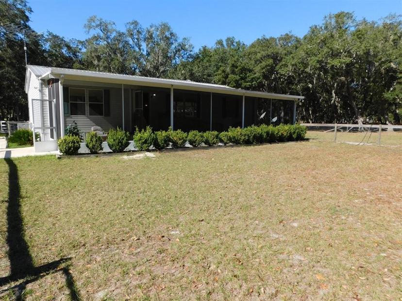 Picture of 11064 NE 212Th Lane, Fort Mc Coy FL 32134
