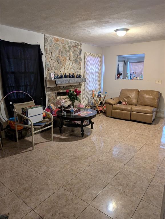 Picture of 2011 Auburn Street S, St Petersburg FL 33712