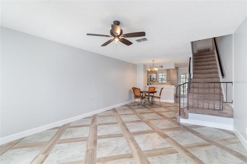 Picture of 11314 Grandville Drive Unit 11314, Temple Terrace FL 33617
