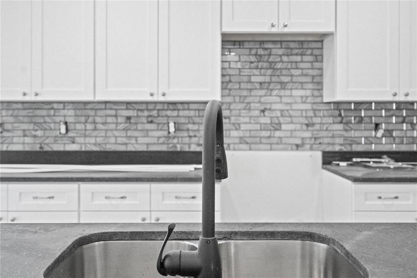 Picture of 15052 NW 135Th Terrace, Alachua FL 32615