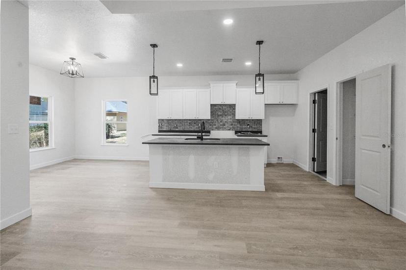Picture of 15052 NW 135Th Terrace, Alachua FL 32615