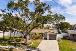 Picture of 5801 Venetian Boulevard Ne, St Petersburg, FL 33703