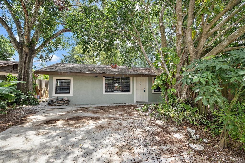 Picture of 4135 Bell Avenue, Sarasota, FL 34231