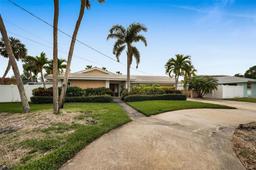 Picture of 1386 40Th Avenue Ne, St Petersburg, FL 33703