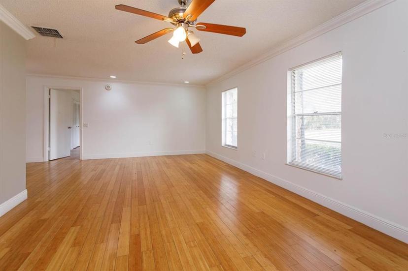 Picture of 6928 Sugarbush Drive, Orlando FL 32819