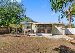 Picture of 538 Southwest Boulevard N, St Petersburg, FL 33703